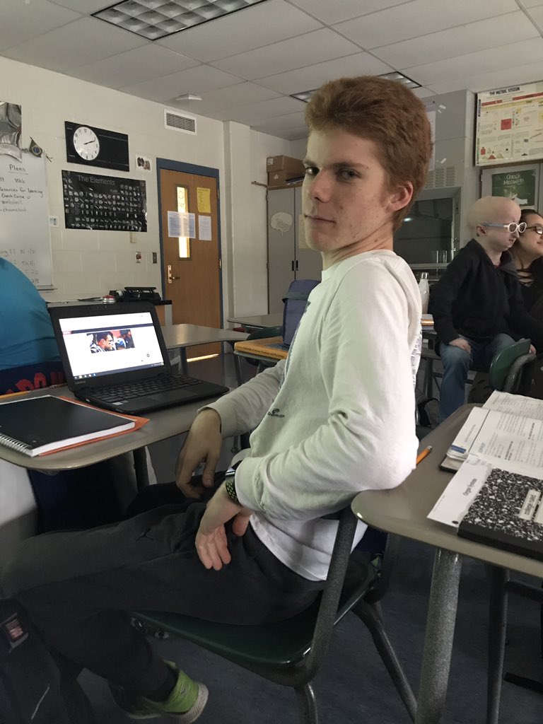 doughanieski's tweet photo. @kylegrbwsk @Mitch6316Medina He's alive and recovering well https://t.co/2OvpzVdjVQ
