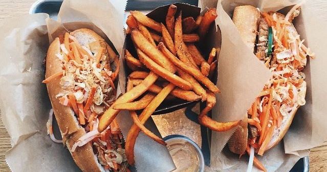 ritual_co's tweet photo. Who else is craving #BunMee? We're definitely getting one of their sandwiches and some sweet potato fries for lunch! #MyRitual https://t.co/zONcPzD1O7