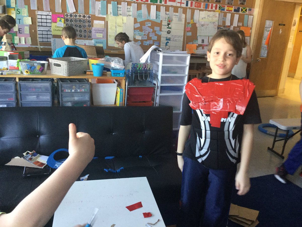 baggio_tamara's tweet photo. Learning is messy....#letthemcreate @baggio_tamara @beverly_HWDSB https://t.co/TgnziK8FEI