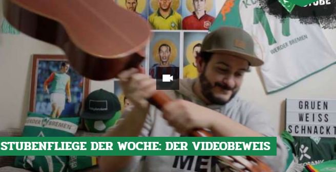 DeichStube's tweet photo. Die #StubenFliege der Woche mit Giuseppe vom Blog @gwschnackt: der #Videobeweis. Nach dem aberkannten #Werder-Tor gegen #Hertha ist Giuseppe angepisst. Er meint: Der Videobeweis ist in dieser Form „weder tragbar noch für Fans vermittelbar". https://t.co/eFDiEWNnu8 https://t.co/U1VGfazL4z