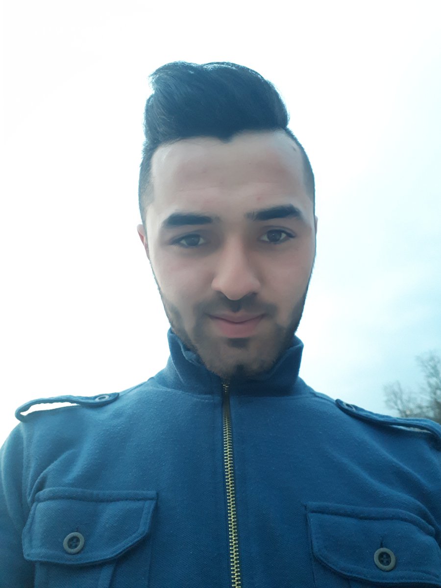 Yanlızlık Benim Saltanatım, Acılarla Dolu Harabemde Krallar Gibi Yaşıyorum.