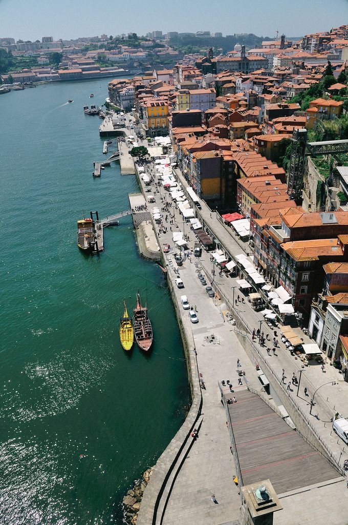 ImageLegacy's tweet image. Over #Porto’s Luís I Bridge | Gail at Large j.mp/2FtQBK8 #VisitPorto @visitporto @visitportugal @TurismPortugal @visitportonorth @PortoeNortePT