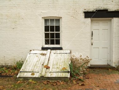 SparkAnthology's tweet photo. It has been said that the phrase “cellar door” is reportedly the most pleasant sounding phrase in the English language. Do you agree? https://t.co/G6bVEPinkD