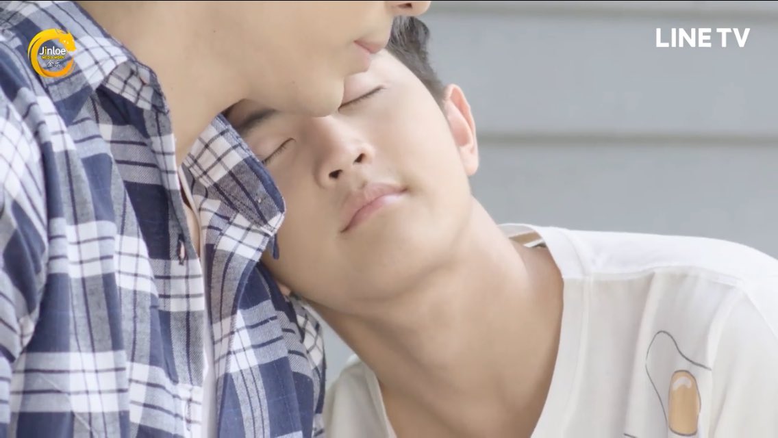 Mewsuppasitofc's tweet photo. พี่ปรีดิ์ นั่นป๊อปนะ ป๊อปเอง น้องน่ารักใช่ม๊า 😉😉
อย่าว่าพี่ปรีดิ์น๊า พี่เค้ามีเหตุผลของเค้า 😅
#mewsuppasit #oreops
#whattheducktheseries #รักแลนดิ้ง #ปรีดิ์ป๊อป #preepop #jinloe #linetv https://t.co/Vb1Grz2qYh