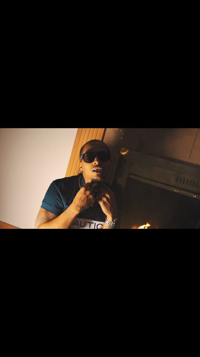 TheRealGucch's tweet photo. BIG GUCCH X SEMI - "BLUE STRIPS" | Directed By LOGAN KYNGSTON https://t.co/QQk5Rg60Eh via @YouTube https://t.co/RuFSuBcszo