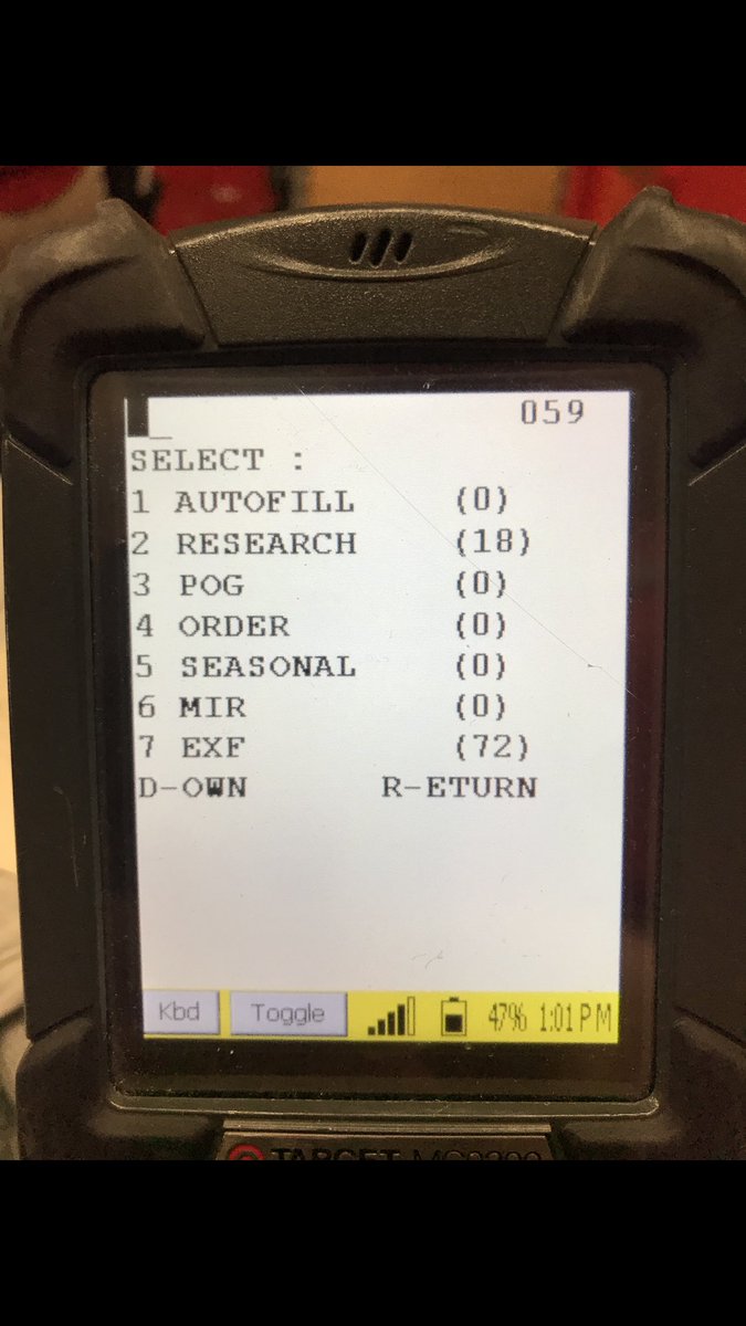StevenAtTarget's tweet image. Dropping it like it’s hot to warm us up on this cold Tuesday! #FillTheFloor #T1543AndMe #EmptyTheStockroom #NoOuts #ScanScanScan #MajorKey