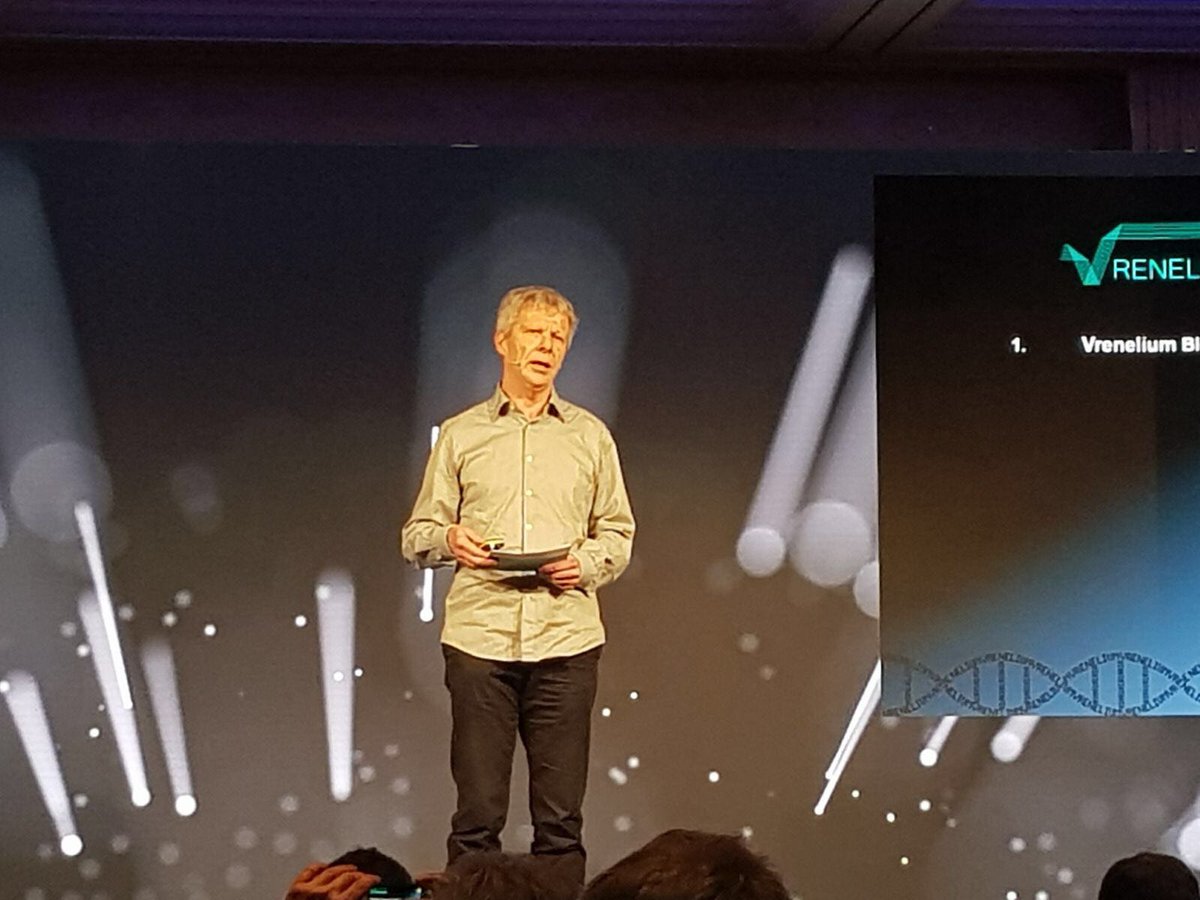 Vrenelium's tweet photo. The Vrenelium Blockchain Ecosystem and it’s key features have received a lot of good feedback at the Crypto Finance Conference in St. Moritz. Here an impression of Daniel at the #cfc18. #cryptocurrency #Blockchain #vrenelium #smartcontracts https://t.co/oDUTav89s2