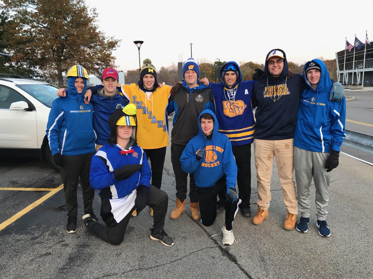 Mike Levulis tweet media