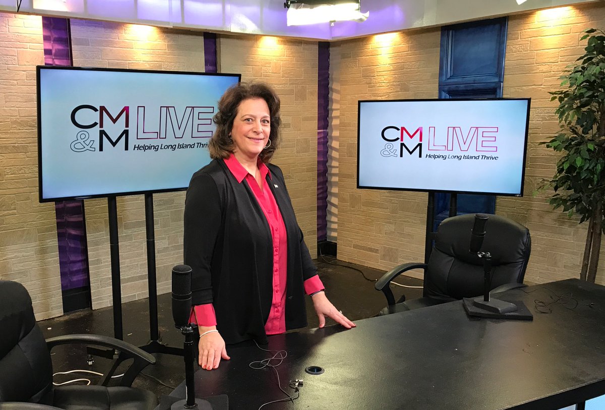 EAST_WEST_IND's tweet photo. About to go live on Facebook... https://t.co/ST5k3ZZjVk #CMMLive https://t.co/OqgYT7heze