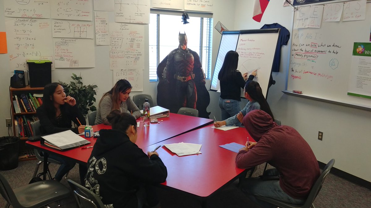 avid_hs's tweet photo. It's Tuesday, it's AVID, you know what that means? TUTORIALS! https://t.co/nu3oAQ3taI