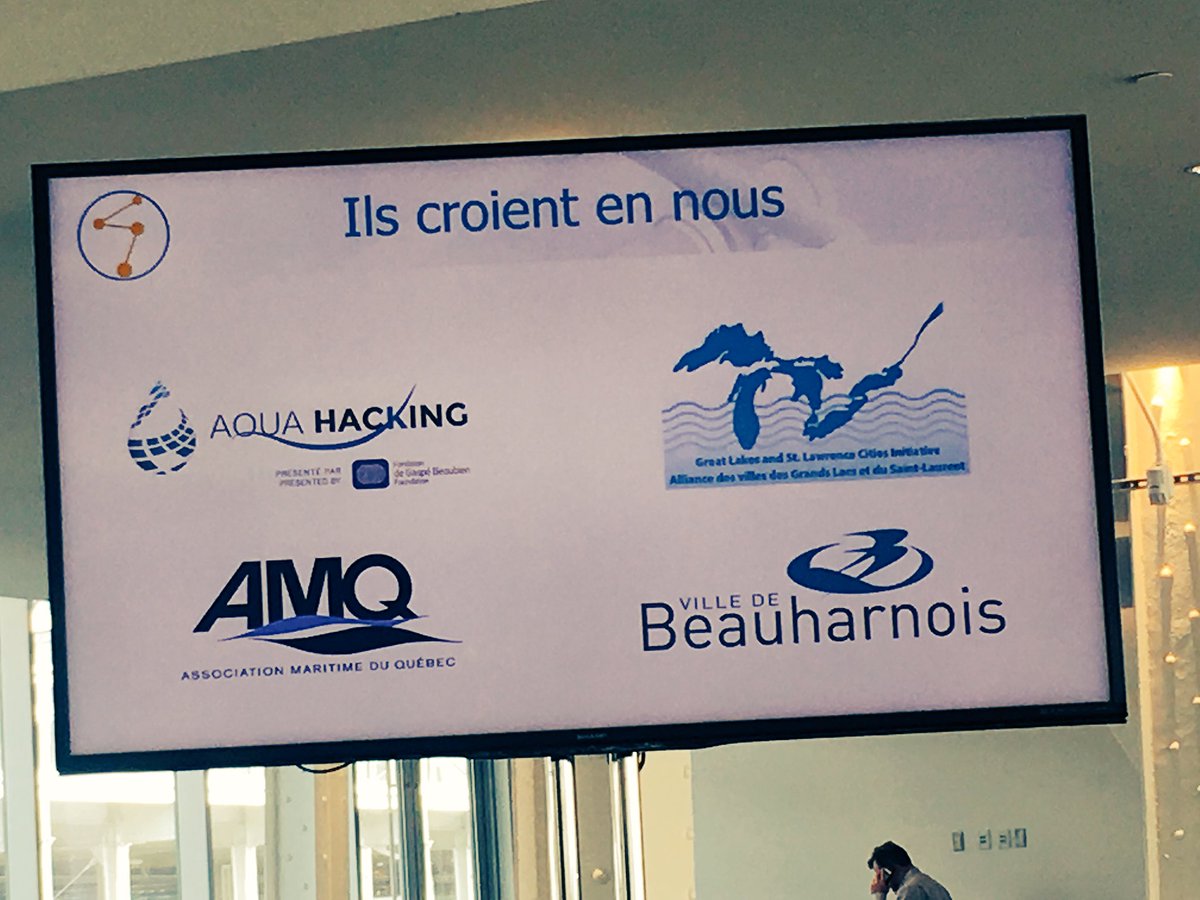 aprich22's tweet photo. La ville de @BeauharnoisQc première municipalité partanaire du projet pilote de @PolyMerOBNL Bravo! #CohorteAquaHacking2017 #microplastiques #TCRHSLGM #ForumRegional https://t.co/z39zuhW6k0
