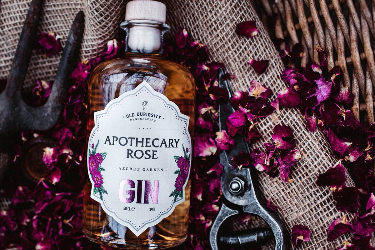 GinSubscription's tweet photo. These ultimate flower power Gins have caught our eye. We’ll have to feature these quirky new additions in 2018! 100% natural &amp; add tonic and it changes the spirits colour! Thank you @oldcuriosity  #theoldcuriosity #ginsubscription #gintonic #gin #ginlovers #botanics https://t.co/05zA5SODMI
