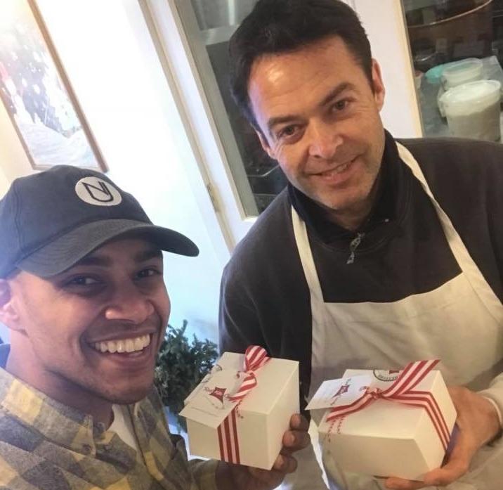 New Hampshire Man Teams Up With Vermont Candymaker To Pay Off School Lunch Debt dlvr.it/QDHtVy https://t.co/RYNUj0KJqJ