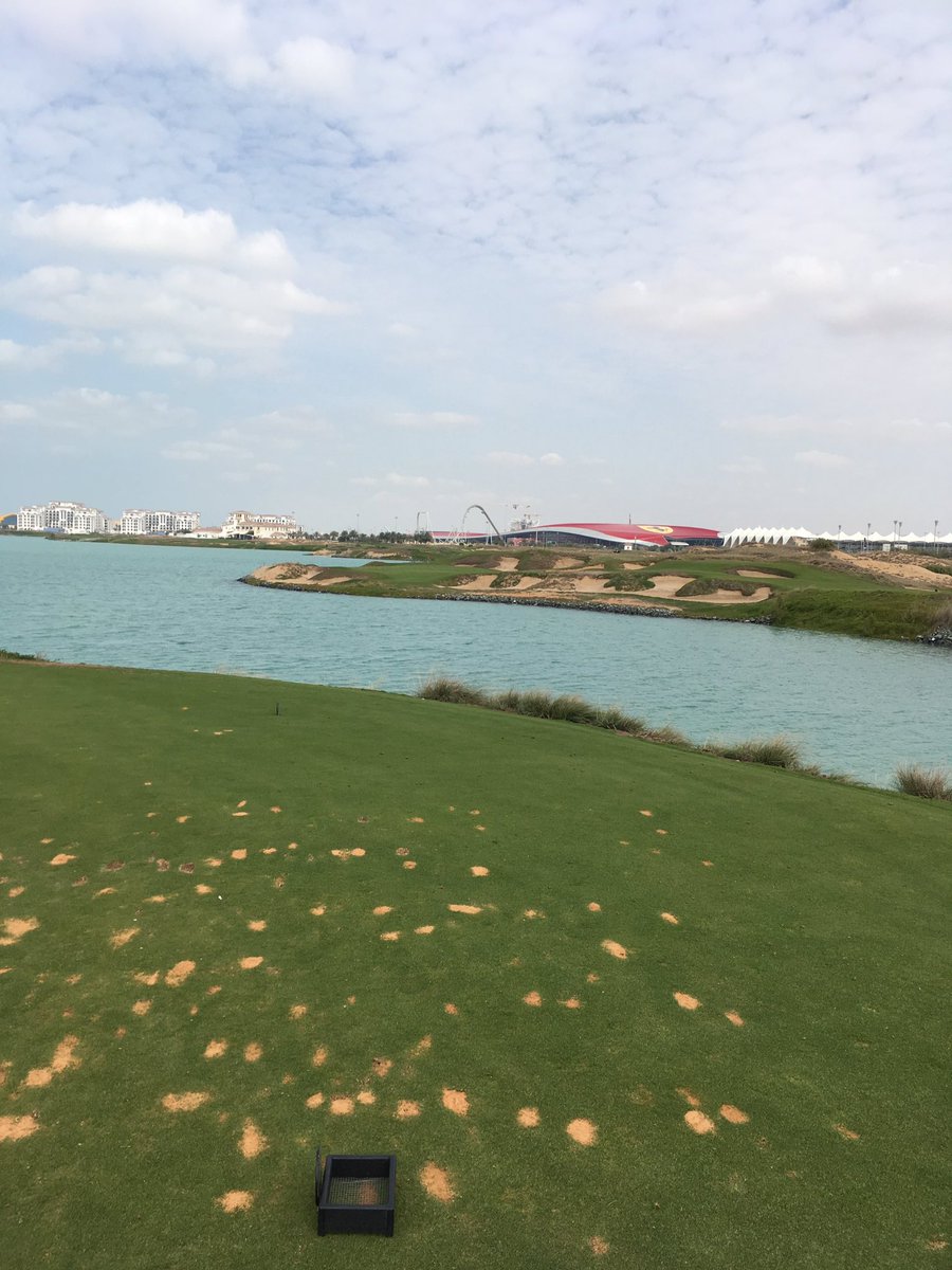 HowardCheetham's tweet photo. Yas Links today ,Scottish links in UAE ,a bit strange but a good course lo the same 👍F1 circuit all around the course. https://t.co/JRHWCA33SZ