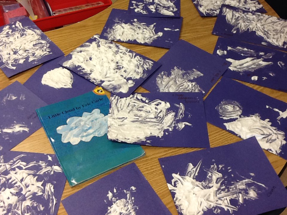 unityheadstart's tweet image. We read little cloud and our friends created their own using shaving cream and glue #scpsi