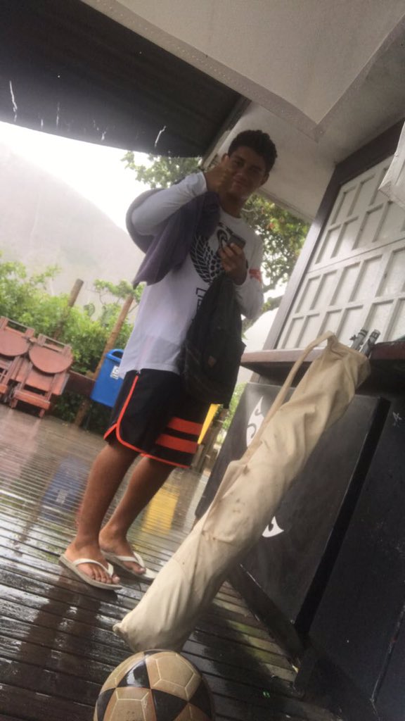 RedinhaTeam's tweet photo. No sol ou na chuva sempre estamos presentes, n tem tempo ruim para nossos atletas.
#RedinhaTeam #Itacoatiara
🏖⚽️🌊 https://t.co/Z54nDW81X6