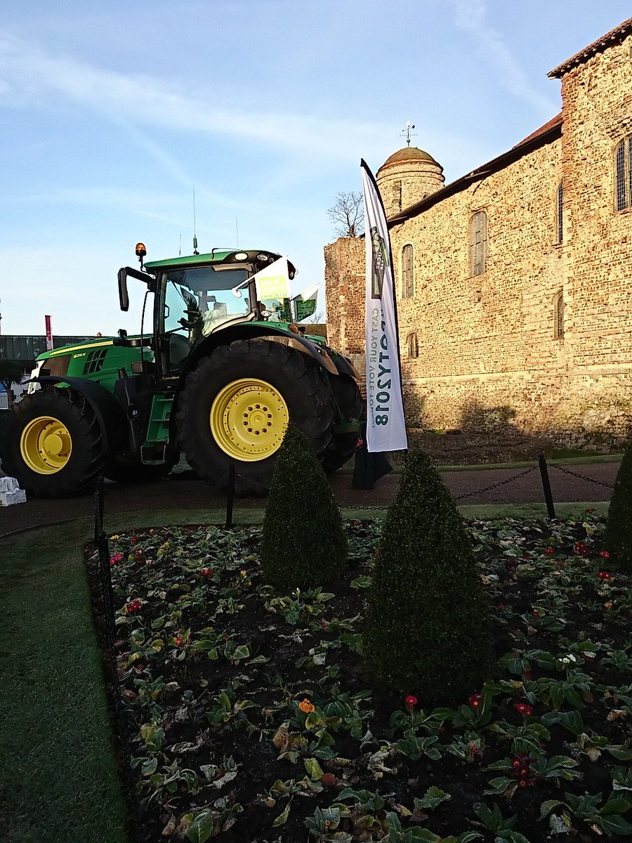 tremendous tractor taste tour serves
