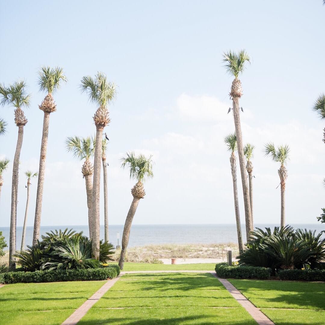 Join me, <a href="/eddieross/">eddieross</a> and @alexahamptoninc at the <a href="/thesouthernc/">The Southern C</a> summit next week to learn all about <a href="/shopthemine/">The Mine</a>’s rebrand! Click the link for all the details: bit.ly/2nlBr2U