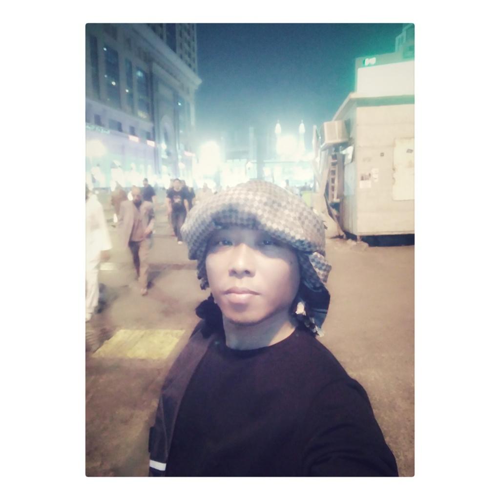 Igor_Amtenar's tweet photo. Mecca https://t.co/Dk3FjuQLDN