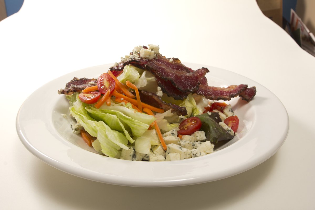 The <a href="/CertifiedAngus/">CertAngusBeef Intern</a> brand <a href="/schmacon/">Schmacon Bacon</a> Wedge Salad #beefbacon.  Recipe:
schmacon.com/wedge-salad/