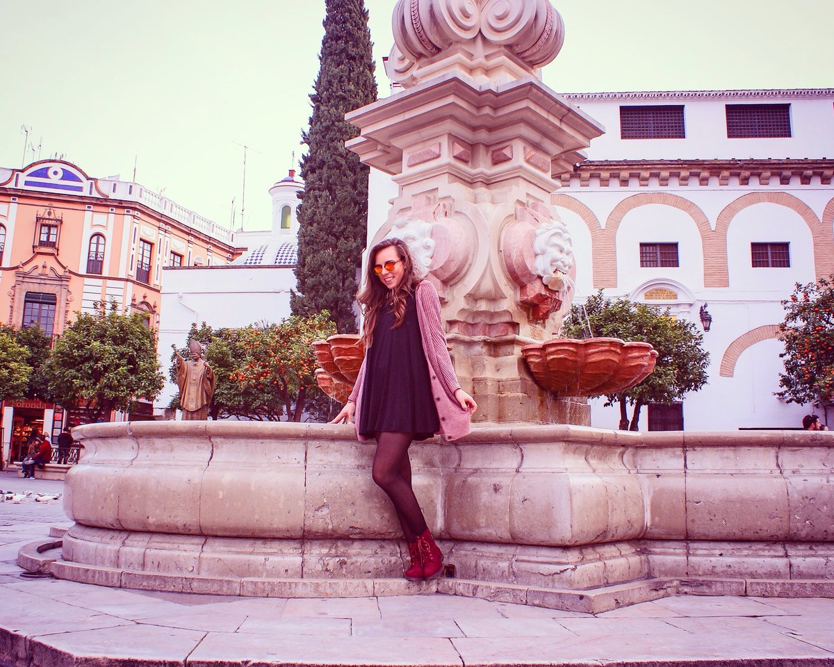 GabMiller's tweet image. No amount of time will ever fill the piece of my heart that i left in Spain a year ago 💕😭