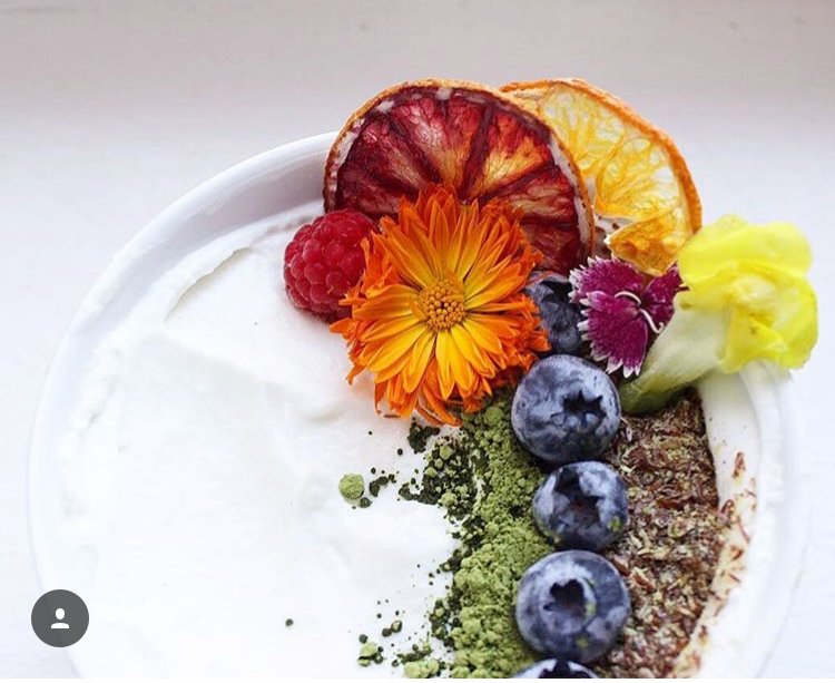 dardimanscrisps's tweet photo. Matcha yogurt bowl perfection    #dardimanscalifornia #snacking #healthyeating #glutenfree #delicious #healthysnaks #fruitcrisps #foodart https://t.co/Wbw2wYixaQ