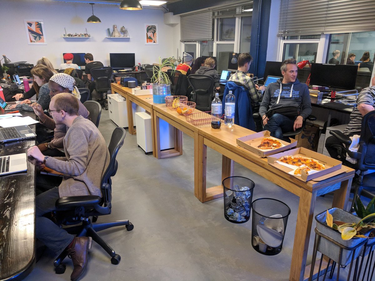 CodebarBrighton's tweet photo. Amazing Codebar last night! Thank you to @builtbybuffalo for the awesome space and for providing @Pizzafacepizza and drinks 💻👩🏻‍💻 https://t.co/AmPxOtEIJo
