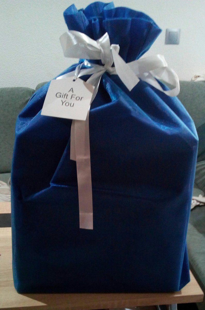 mdcmp81's tweet image. Porque nosotros no cumplimos aniversarios nosotros cumplimos carnavales feliz día mi vida😘 @CarEscavias aunque para nosotros todos los días es San Valentín 💑 gracias por la sorpresa te quiero