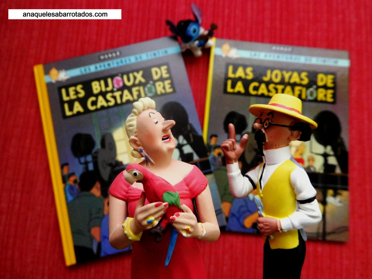 AnaquelesStitch's tweet photo. El #ProfesorTornasol y el "Ruiseñor de Milán"... Una rosa blanca con el nombre de #BiancaCastafiore... Los "scoops" de #ParisFlash...
¿El amor está en el aire?
¡Feliz #SanValentín revisitando #LasJoyasDeLaCastafiore, una aventura #Tintín en la línea de la mejor #AgathaChristie! https://t.co/bW3qUbqz5m