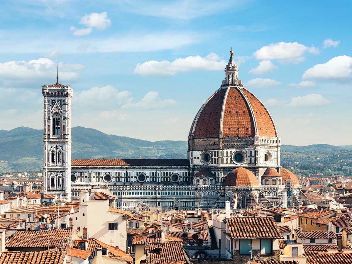 Fernwehholidays's tweet photo. Cradle of the Renaissance, romantic, enchanting and utterly irresistible, Florence where all three of these elements combine effortlessly together and give life to a magical, romantic and absolutely one of a kind city.

#fernwehholidays #travelwithfernweh #traveltips https://t.co/nWgrdZxCtK