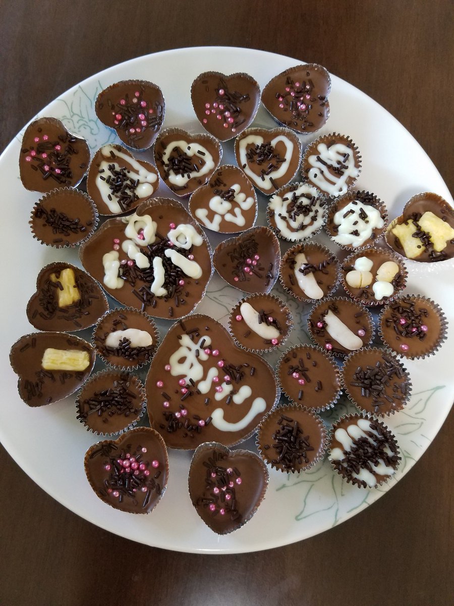 加藤マユミ 5 2沼っち紙本発売 娘と作ったチョコ 溶かして固めただけのやつwハッピーバレンタイン