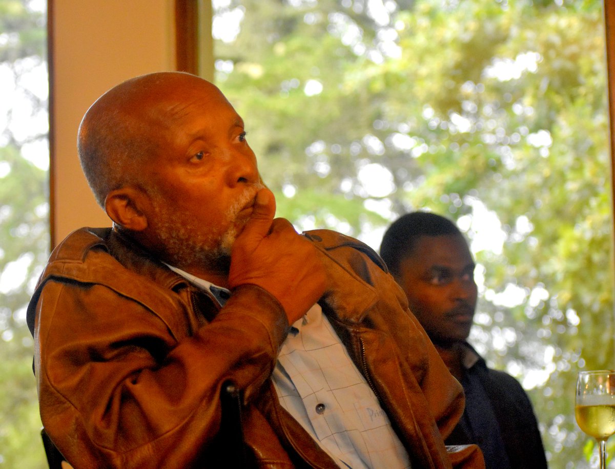 Rhodes_Uni's tweet photo. On Tuesday night Vice Chancellor Dr Sizwe Mabizela hosted students,  parents and principals from three Grahamstown township schools in a  celebratory dinner to acknowledge the mentoring programme, 9/10ths by  Rhodes student volunteers that saw 52 record bachelor passes in 2017 https://t.co/AGo4bXjv0M