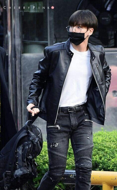 jromsomi's tweet photo. ー O7

Fashion on point. https://t.co/A4sd9LjbRF