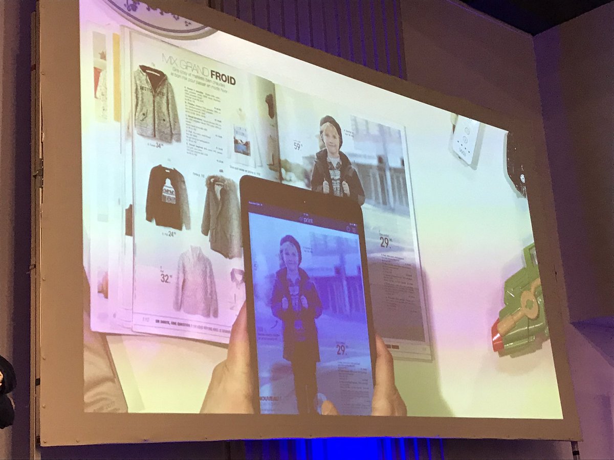 bertrand2007's tweet photo. Le consommateur nous a dit : je ne scrolle pas un catalogue en ligne, je cherche l'inspiration sur un catalogue print... mais quand j'ai trouvé, je veux la souplesse du Digital. Olivier Gravet @onprint #allforcontent https://t.co/HXWq0uPNV8
