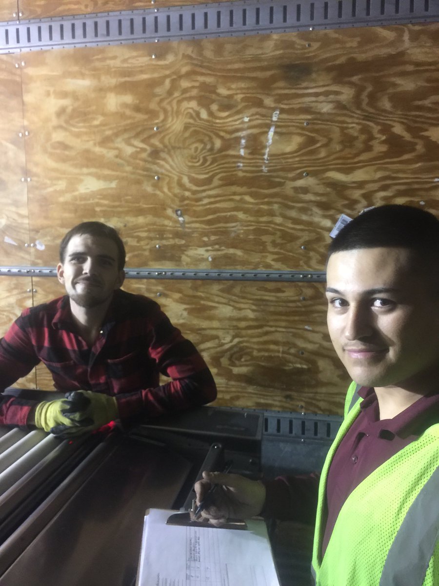 #CaughtSafely David Powell with Purple belt sup Raymond Maldonado on the Phoaz T doing a Observation and thanking David for his smooth steady motion and keeping it in the power zone! Thanks @DesertMTUPSers <a href="/kennethcherry26/">Kenneth</a> <a href="/TonyTvalencia01/">TONY</a>