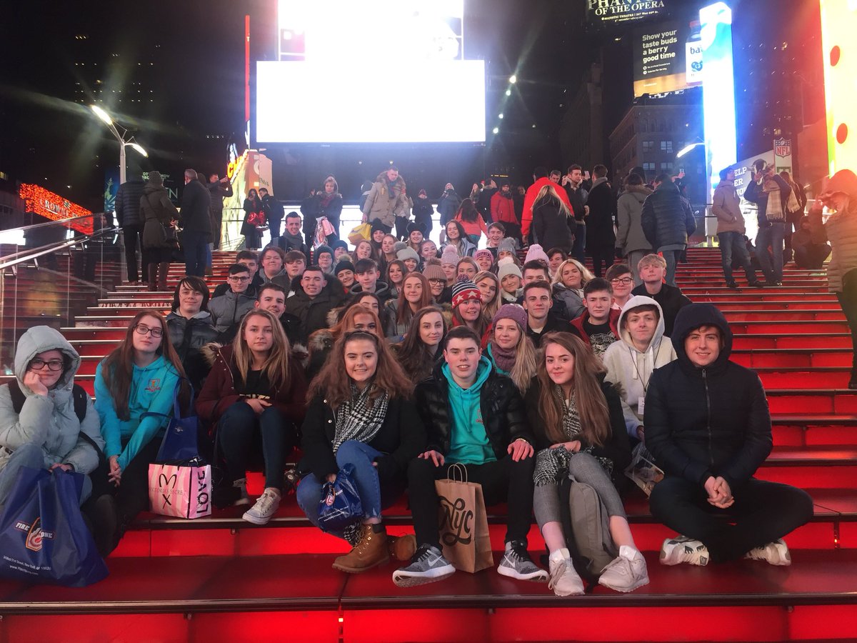 CBHSGeog's tweet photo. Homeward bound😢@CoatbridgeHigh https://t.co/sANaFQNgmG