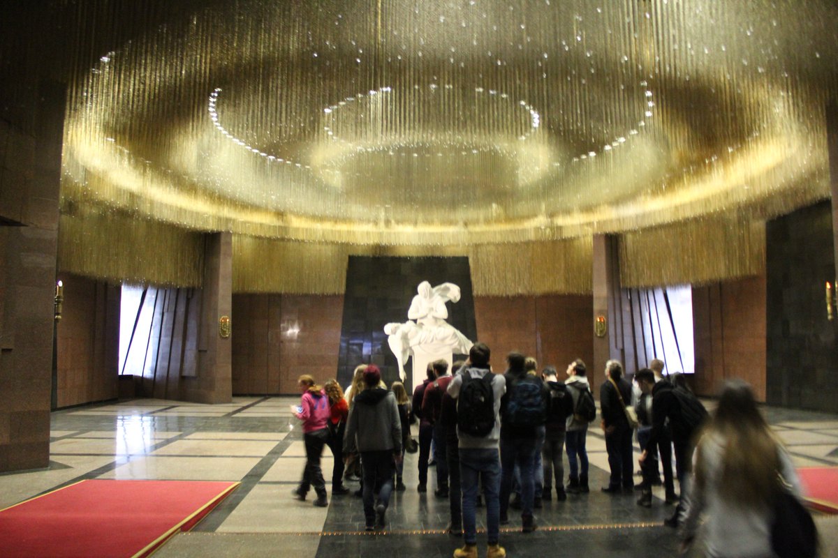 OrielHistory's tweet photo. #RUSSIA 2018 [DAY 2]: Poklonnaya Victory Memorial and Museum to the Great Patriotic War #EPIC #speechless #Moscow #bestmuseumever #OHSRussia2018 https://t.co/uCoW6XnbS3