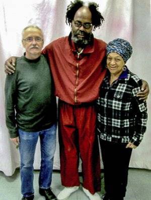 deleteuracct's tweet image. NEW @deleteuracct!!!

Ep82 - #OperationPush

With longtime @workersworld activist Joe Piette on ongoing Florida prison strikes and censorship of WWP coverage of the strikes in Pennsylvania prisons.
deleteyouraccount.libsyn.com/operationpush