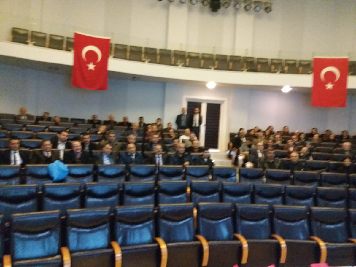 ailesosyalhatay's tweet photo. Çocuk İhmal ve İstismarı konusuna dikkat çekmek ve bu konuda farkındalık yaratmak amacıyla Antakya İlçe Milli Eğitim Müdürlüğü’ne bağlı ortaokullarda görev yapan 300  öğretmene seminer verildi. https://t.co/38lZZH1dfq