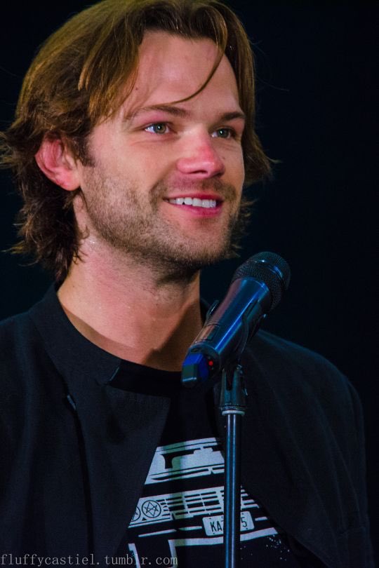 he’s so pretty. he’s the prettiest boy. 🌟🌟🌟🌟🌟🌟