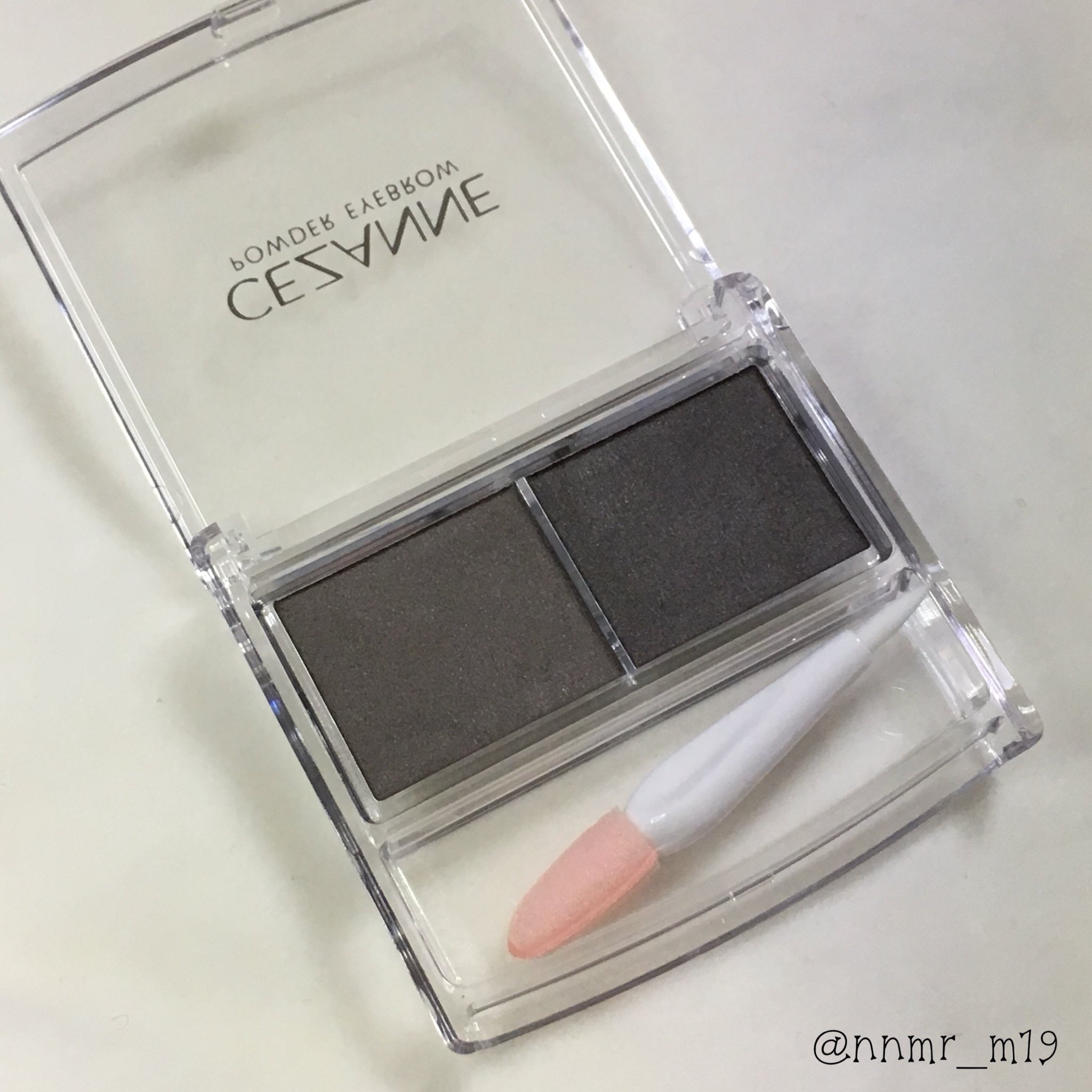 きび団子 セザンヌ パウダーアイブロウr チャコールグレー Theグレー って色のアイブロウを探してたら これを発見 本当に灰色で黒髪に合いそう アッシュブラックが退色するまでお世話になりそう チップの細い方が先の尖った綿棒みたいになっていて きび団子 セザンヌ パウダーアイブロウr チャコールグレー Theグレー って色のアイブロウを探してたら これを発見 本当に灰色で黒髪に合いそう アッシュブラックが退色するまでお世話になりそう チップの細い方が先の尖った綿棒みたいになっていて