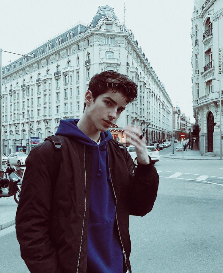 TmthRdn_Boo's tweet image. 〄 Buenos días.

#Lumos #Bumbadaboo