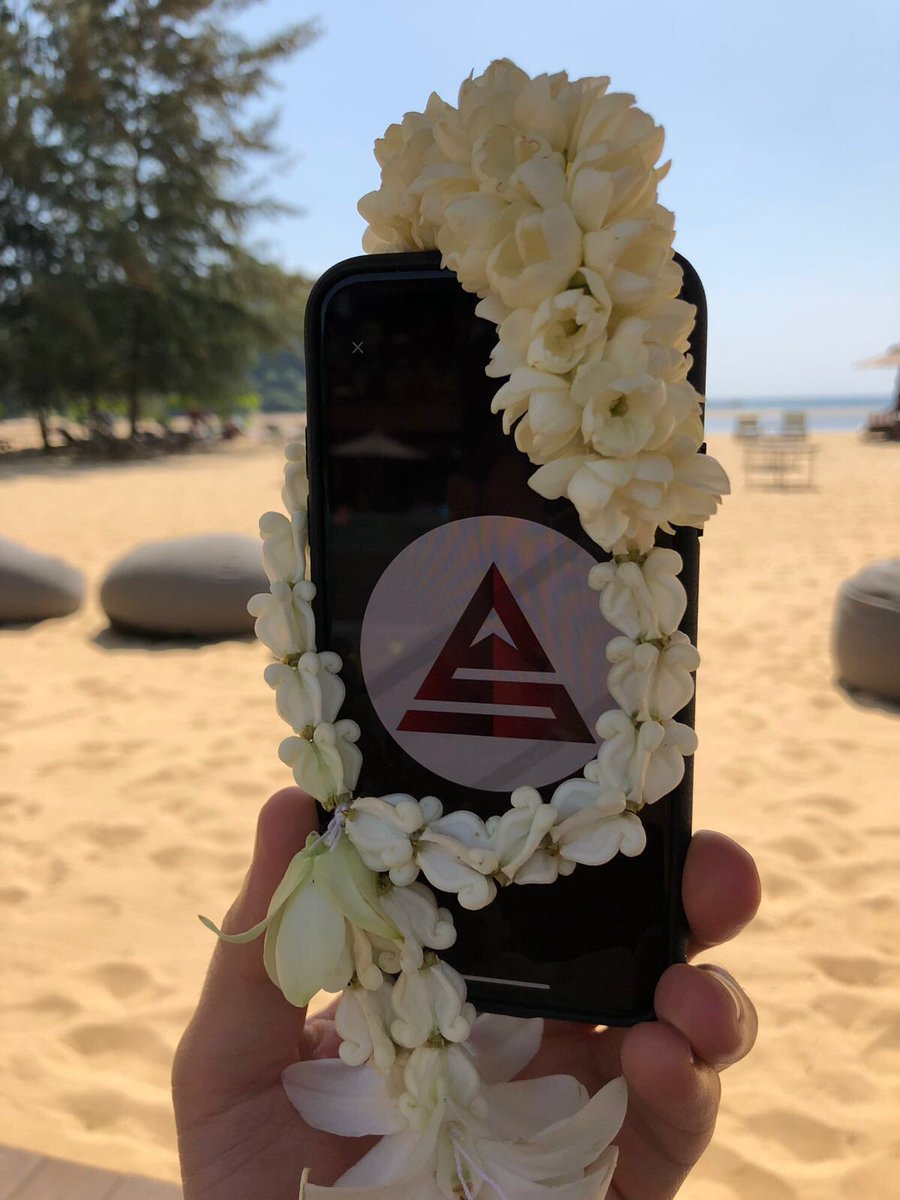 schoenpa's tweet photo. #STUTZ in Thailand 🇹🇭 cheers to the @STUTZcoin community! #STUTZaroundtheworld @oyobainc @fintechrockers @judschoeni https://t.co/67FaEdmX0q