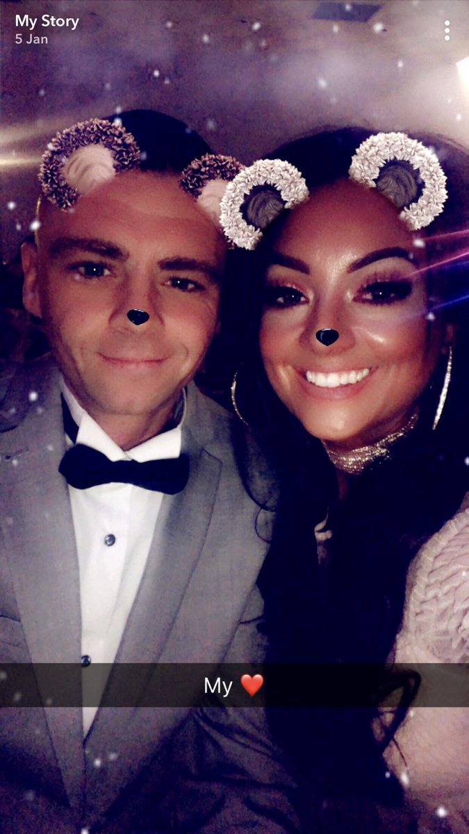 irvingleanne85's tweet photo. Happy Valentine’s Day to my hubby to be @george_irving  I love you with all my heart ❣️❣️ https://t.co/Q1IfF6w9FQ