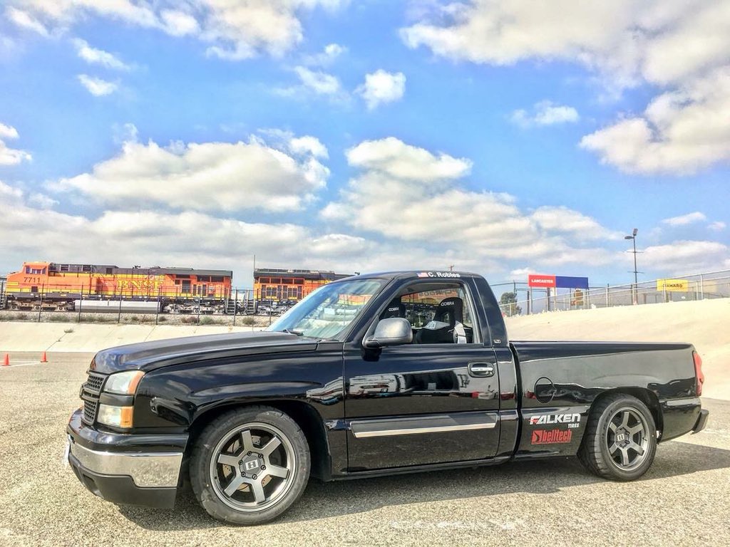 RSK_TKR's tweet photo. ⚠️STOLEN STOLEN STOLEN⚠️
2006 Chevrolet Silverado
License plate ‘DIACLOW’
Call the police if you see it!

Stolen out of garage in #Ontario ,CA
Please share. https://t.co/t0UAcVcwdT