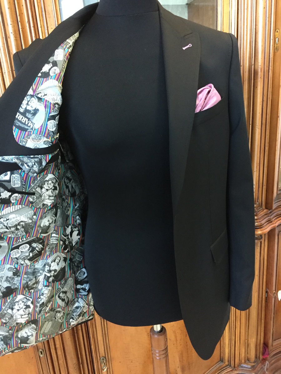 MFG_Florence's tweet photo. #303tuscans #ethicalfashion #tocfashionacademytuscany #award #awardingceremony #pittiuomo #pitti93 #pittiimmagine #ethical #fairtrade #sustainable #sustainablefashion #fashion #menswear #mensweardaily #menswearblogger #menstyle #italy #menstyleblogger #business #mensfashion https://t.co/jeEedP28EX