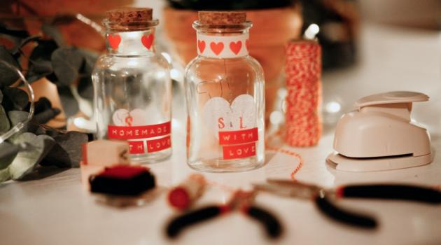 MonAtelierVille's tweet photo. #PetitDIYDuJour pour la #SaintValentin : une mini bouteille à message https://t.co/tJdEp86ypP via @OllyMagazine https://t.co/WawMEXRfxX
