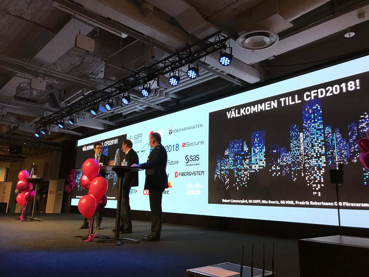 Nu kör vi igång #CFD2018 med <a href="/limmergard/">Robert Limmergård</a> <a href="/NilsSvartz/">Nils Svartz</a> @FmCIOFreRob