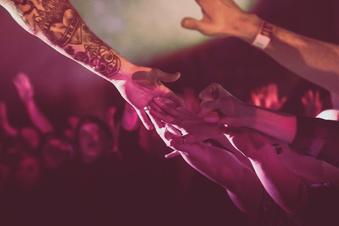 TheOfficialA7X's tweet photo. Thank you Fargo for a great close out to the US portion of the 2018 Winter #thestageworldtour! See you next time. #avengedsevenfold 📷:@rafacore https://t.co/R1SlQmU57O