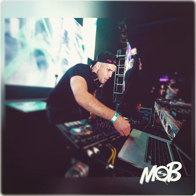 MikeReverieMR's tweet photo. Another amazing weekend full of laughs new music and DJing 😍
.
🎧🎵🎧🎵🎛️
.

#djmob #mob #rave #hardcore #ukhardcore #happyhardcore #edm #hsu #htid #hard #harderstyles #lethaltheory #ltr #religion #rave #wertheorder #theorder #usa #darrenstyles #hixx… https://t.co/y2SlnkbYlO https://t.co/tD9k7AzM2Y